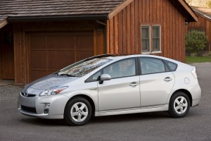 Toyota уже имеет более 15 миллионов гибридных электромобилей по всему миру